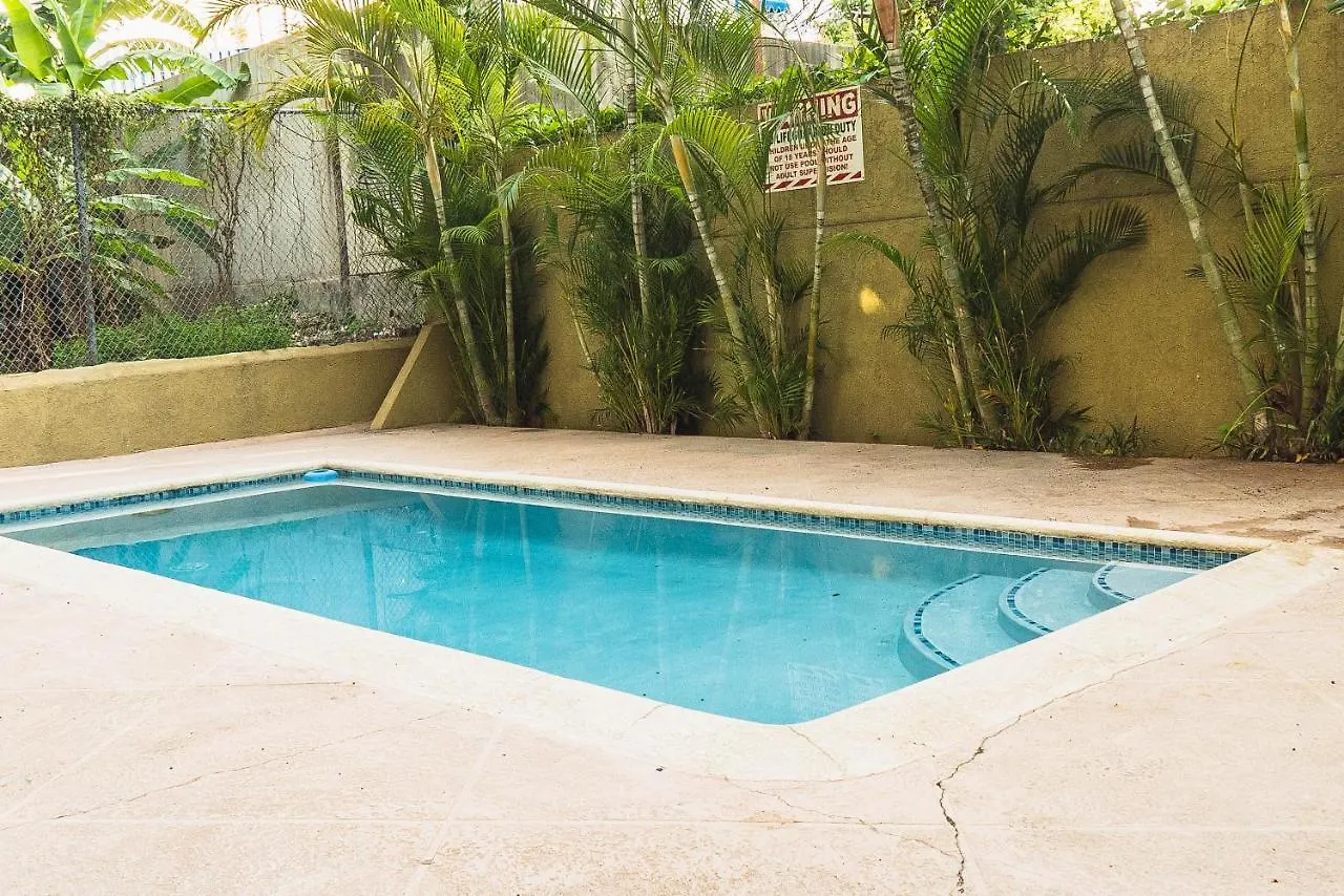 Luxury 2 Bedroom 2 Bathroom City Oasis Kingston